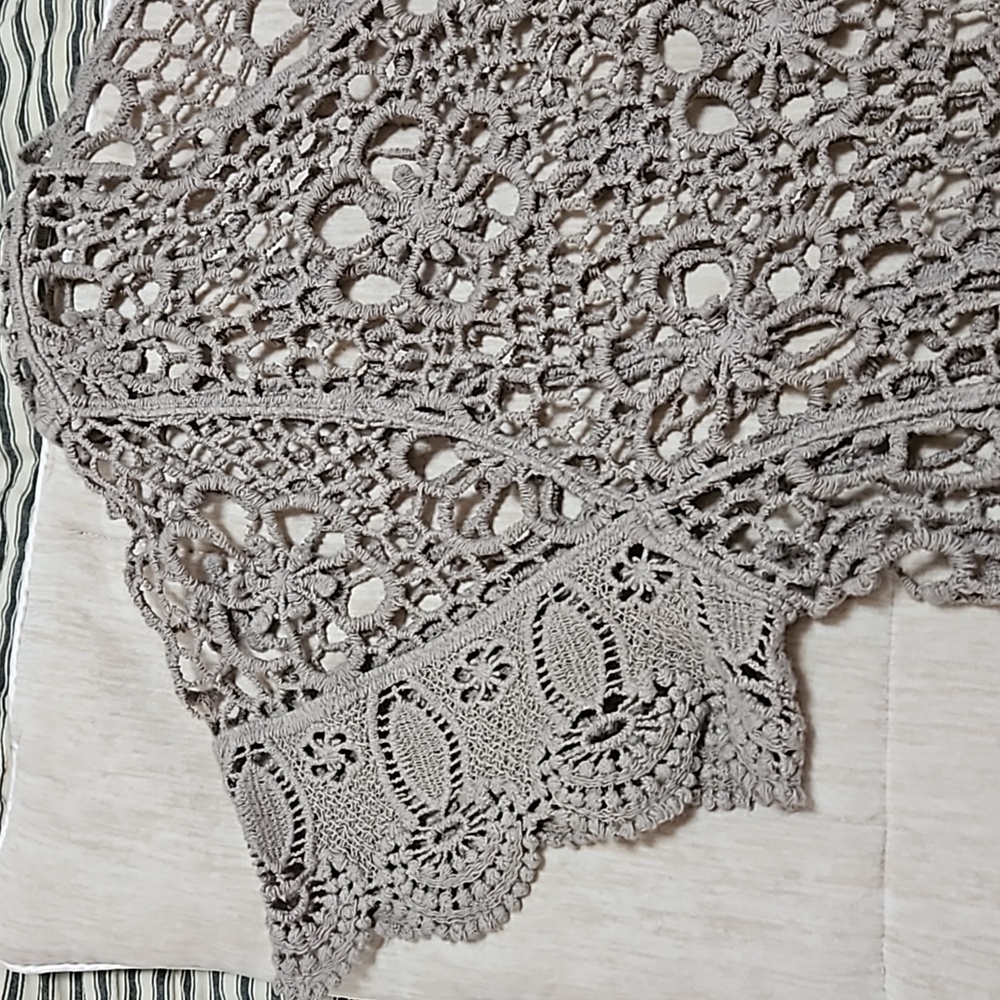 Crochet Top - Picture 5 of 8